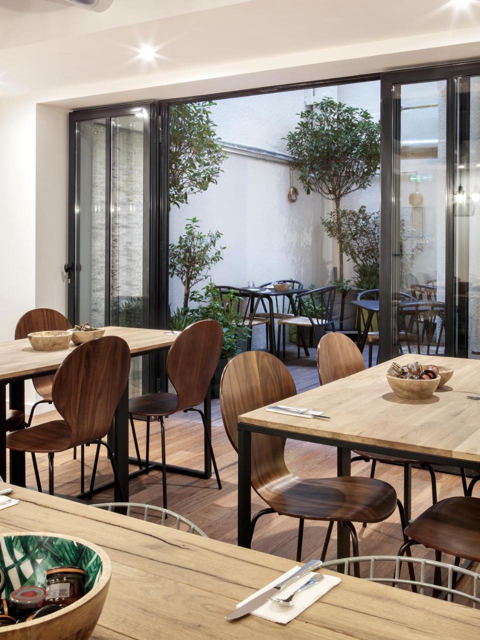 New Hotel Le Voltaire Paris Exterior photo